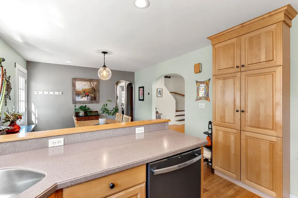 23 Eastman Street Nashua NH 03060