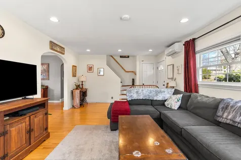 23 Eastman Street Nashua NH 03060