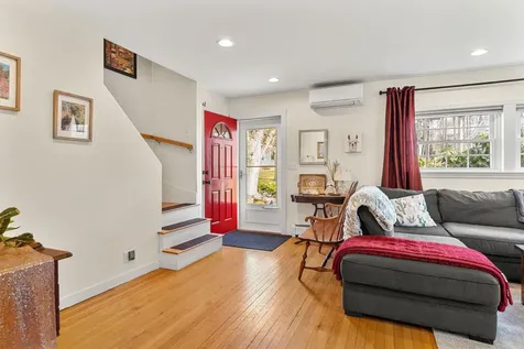 23 Eastman Street Nashua NH 03060