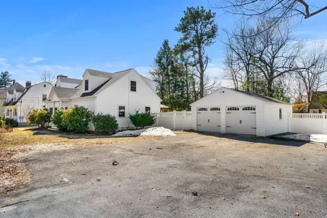 23 Eastman Street Nashua NH 03060