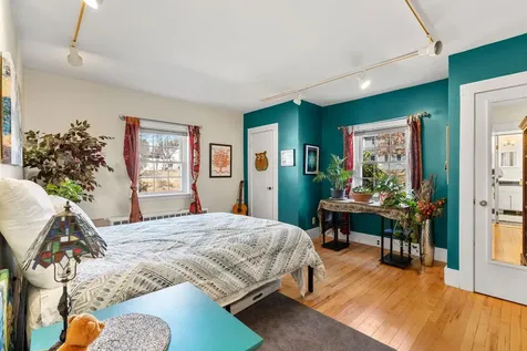 23 Eastman Street Nashua NH 03060
