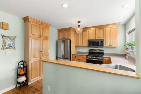 23 Eastman Street Nashua NH 03060