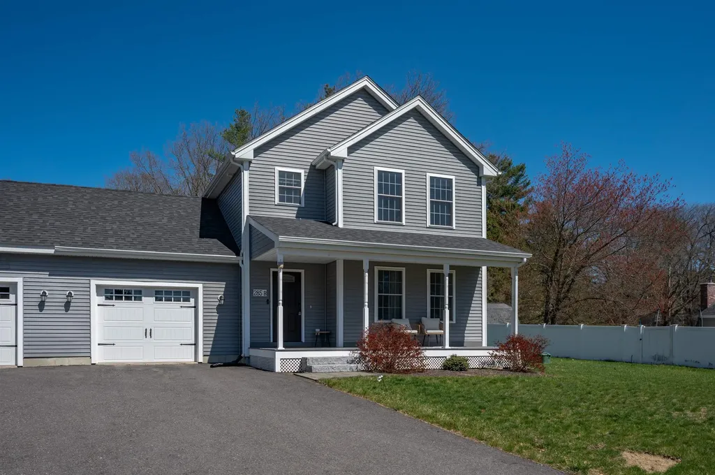 285B Webster Street Hudson NH 03051
