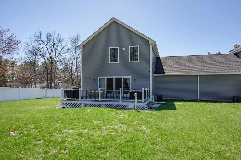 285B Webster Street Hudson NH 03051