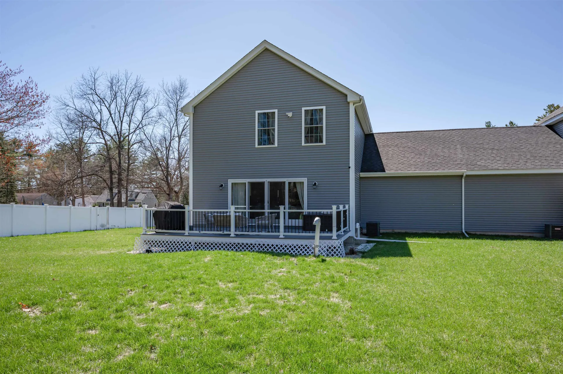 285B Webster Street Hudson NH 03051