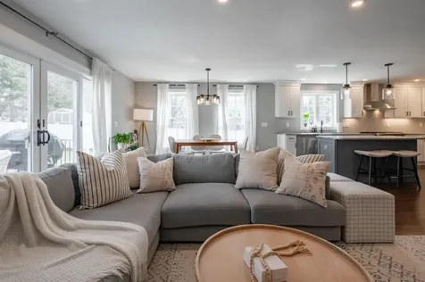 285B Webster Street Hudson NH 03051