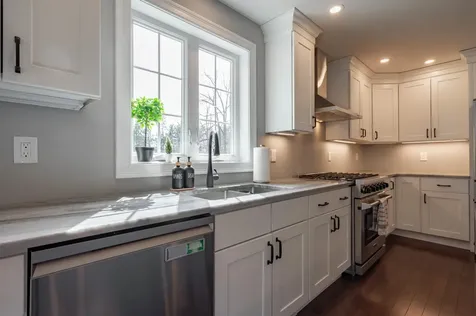 285B Webster Street Hudson NH 03051