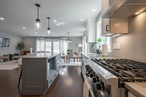 285B Webster Street Hudson NH 03051