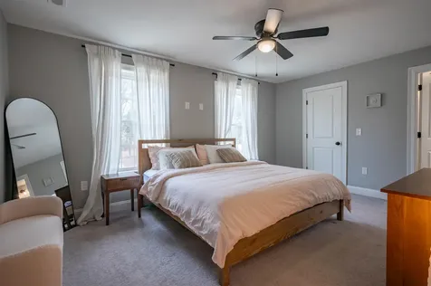 285B Webster Street Hudson NH 03051