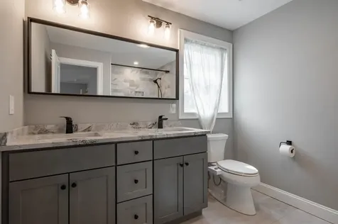 285B Webster Street Hudson NH 03051