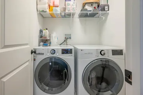 285B Webster Street Hudson NH 03051