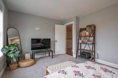 285B Webster Street Hudson NH 03051