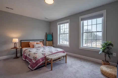 285B Webster Street Hudson NH 03051