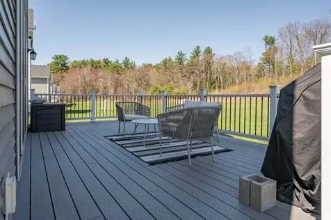 285B Webster Street Hudson NH 03051