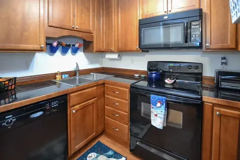 31 Christmas Tree Road Warren VT 05674