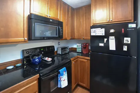 31 Christmas Tree Road Warren VT 05674