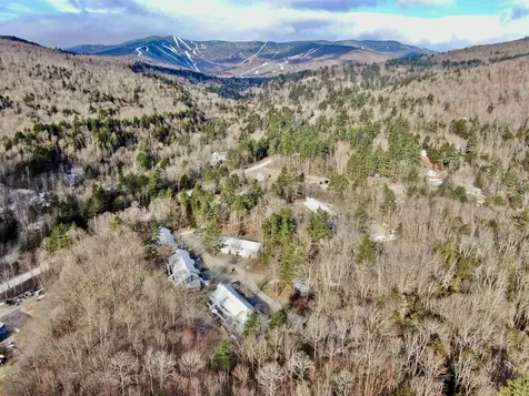 31 Christmas Tree Road Warren VT 05674