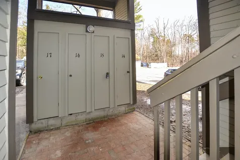 31 Christmas Tree Road Warren VT 05674