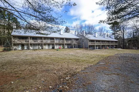 31 Christmas Tree Road Warren VT 05674