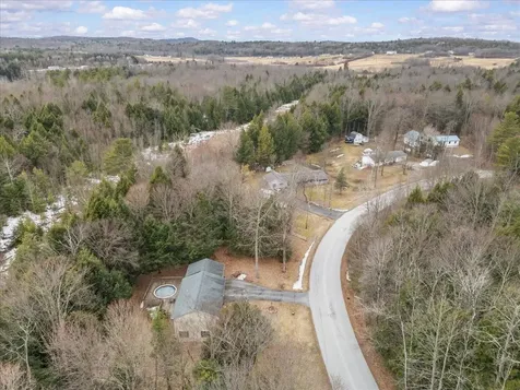 550 Nottingham Drive Georgia VT 05468