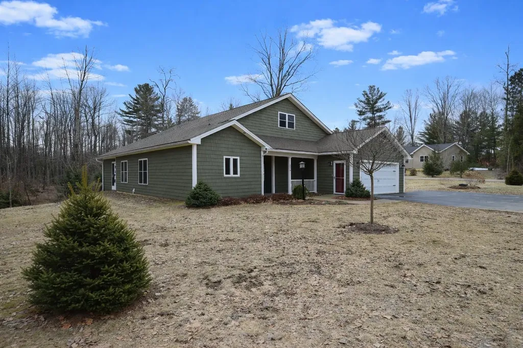 216 Cherry Lane Newport City VT 05855