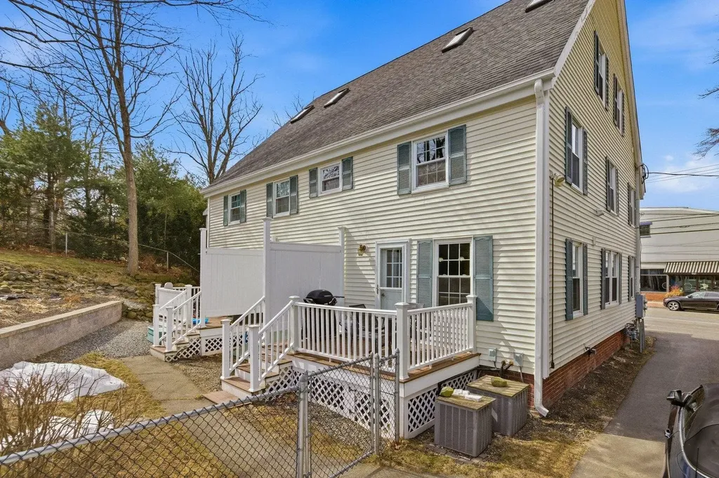 962 Islington Street Portsmouth NH 03801