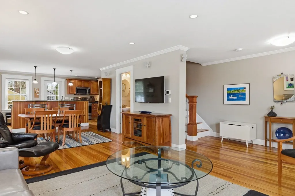 962 Islington Street Portsmouth NH 03801