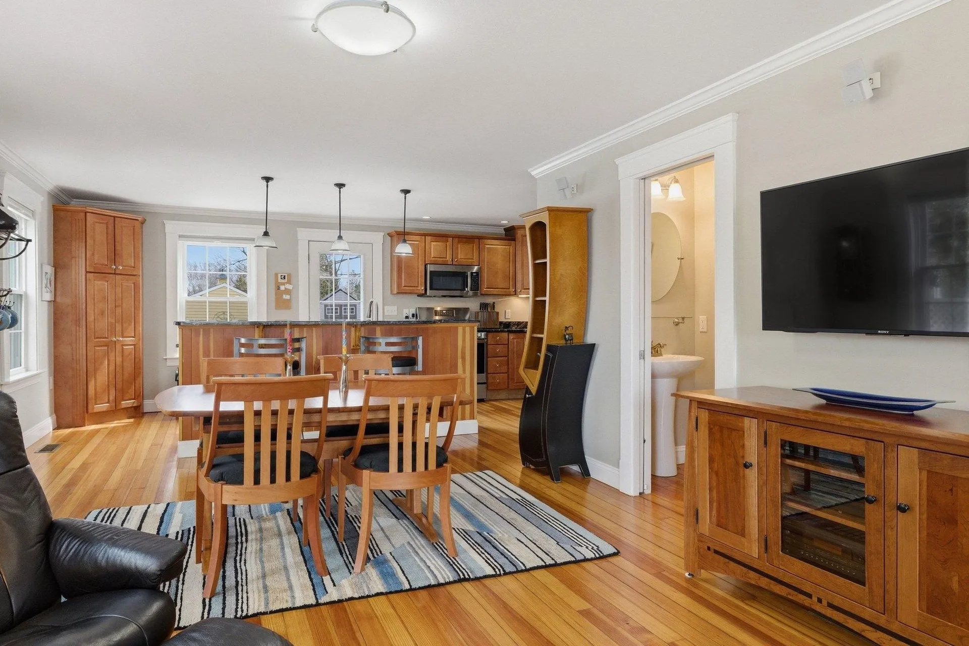 962 Islington Street Portsmouth NH 03801