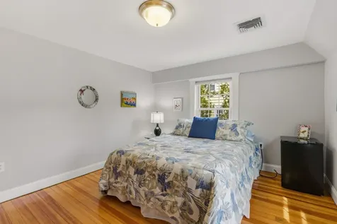 962 Islington Street Portsmouth NH 03801