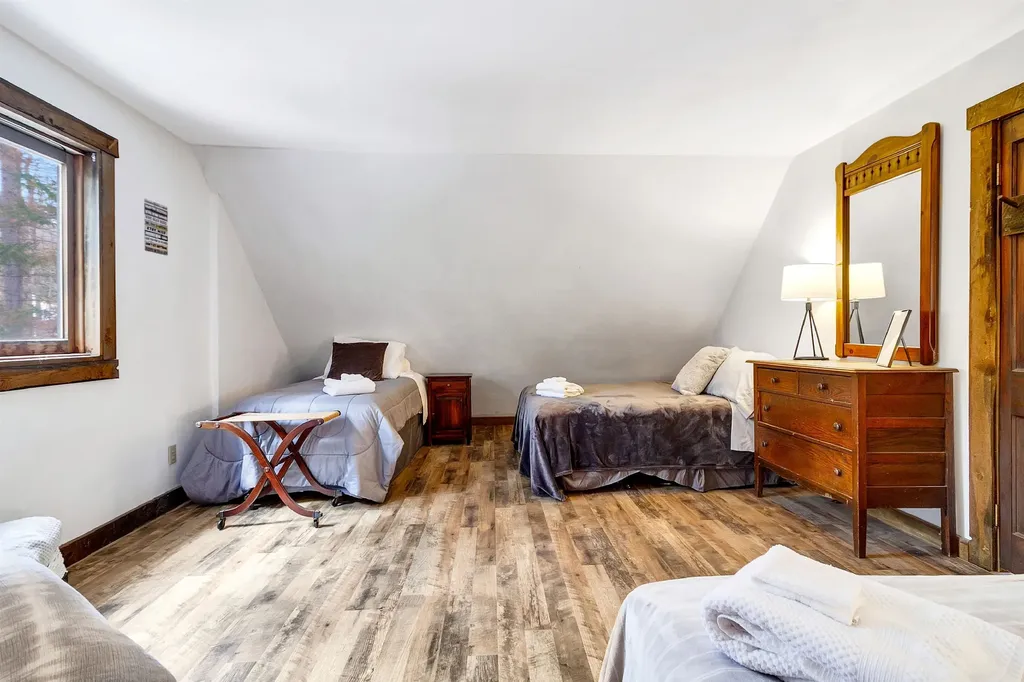 459 Silver Lane Wardsboro VT 05355