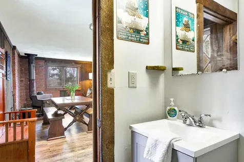 459 Silver Lane Wardsboro VT 05355