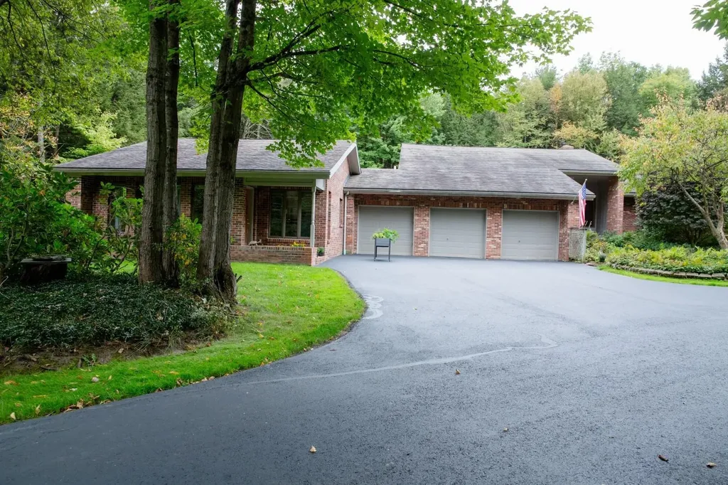 284 Chimney Hill Drive Colchester VT 05446