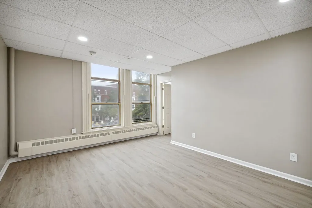 1 Pleasant Street Claremont NH 03743