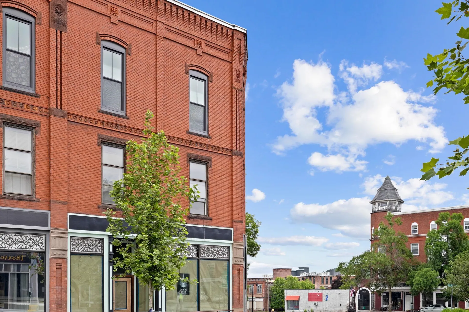 1 Pleasant Street Claremont NH 03743