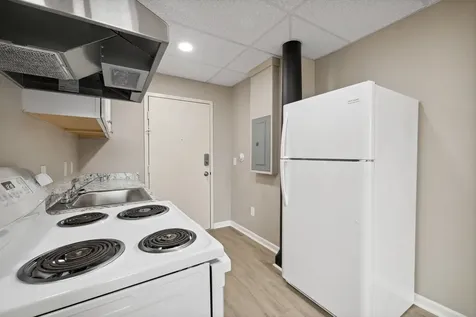 1 Pleasant Street Claremont NH 03743