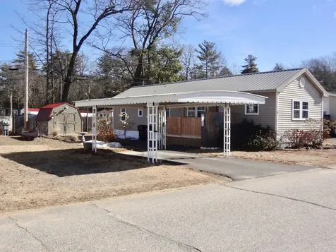 303 Old Lakeshore Road Gilford NH 03249