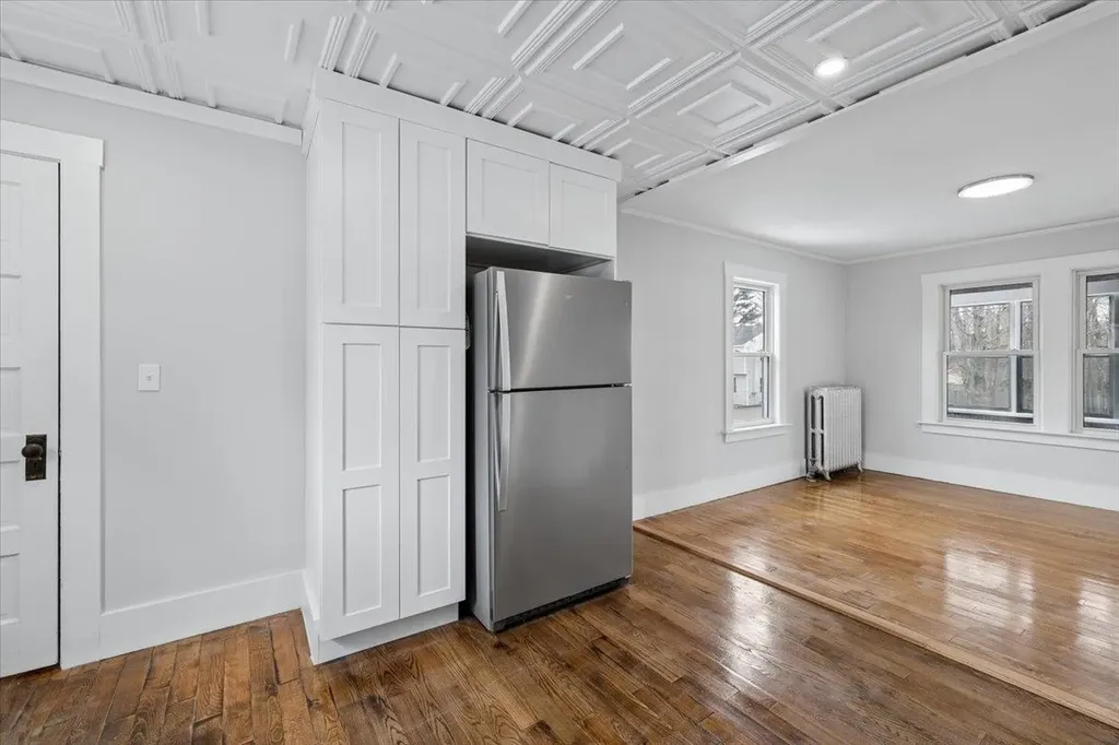 13 Hawthorne Street Plymouth NH 03264