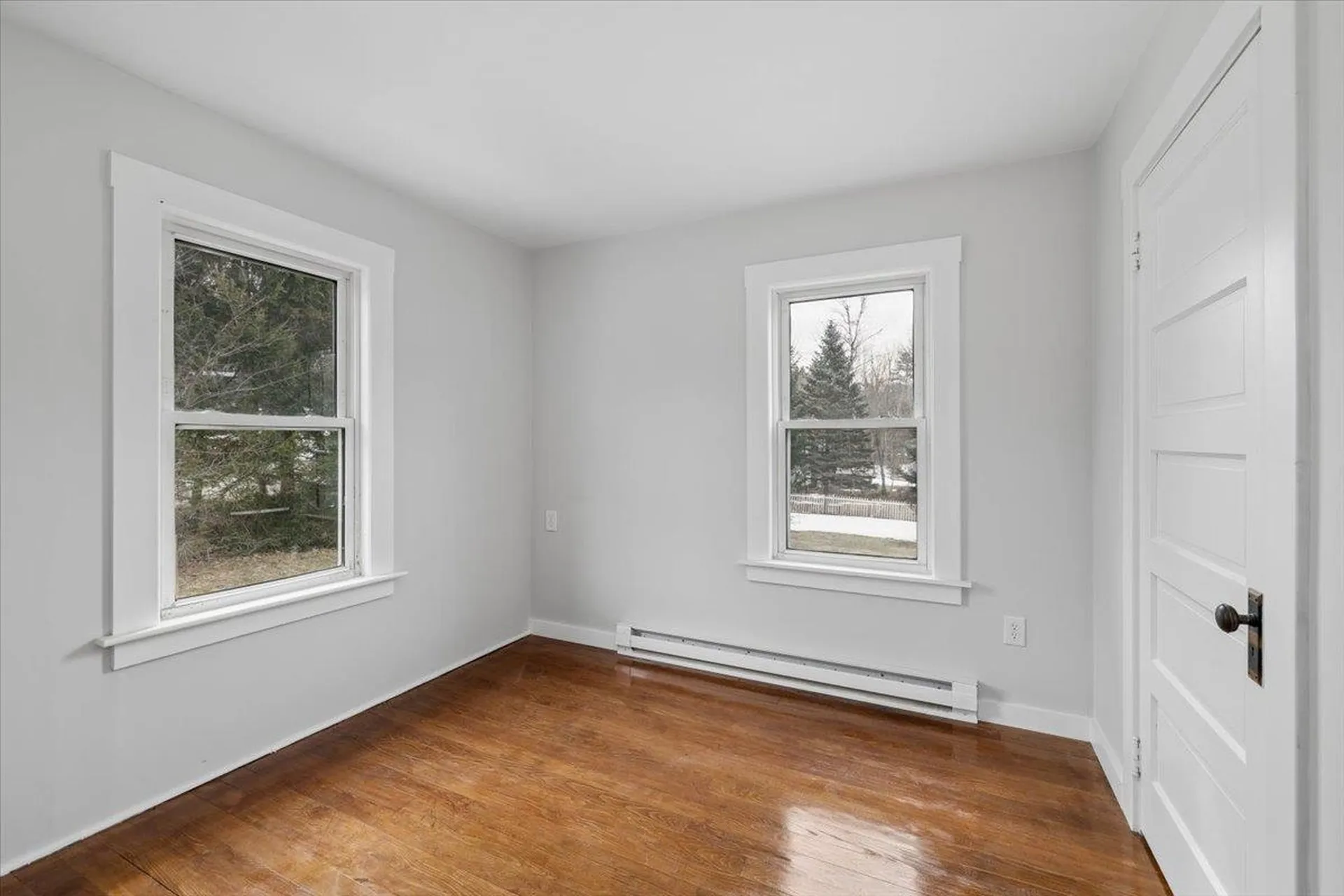 13 Hawthorne Street Plymouth NH 03264