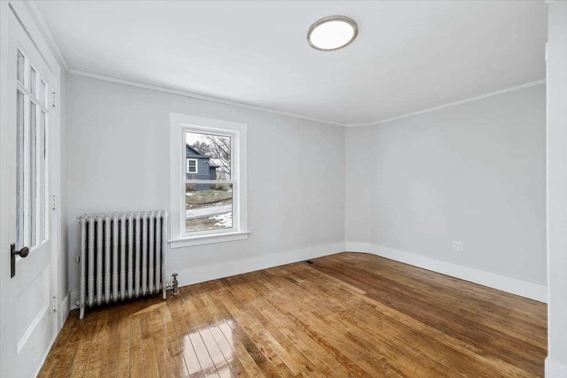 13 Hawthorne Street Plymouth NH 03264