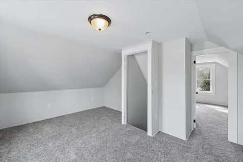 13 Hawthorne Street Plymouth NH 03264