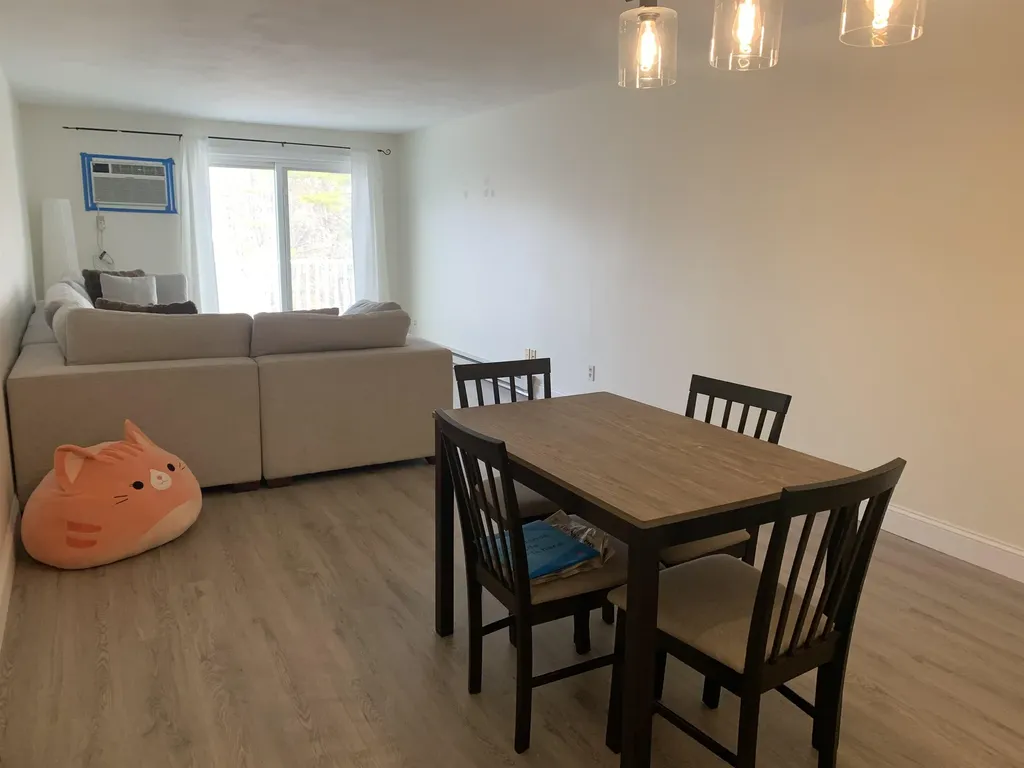 39 Ernest Avenue Exeter NH 03833