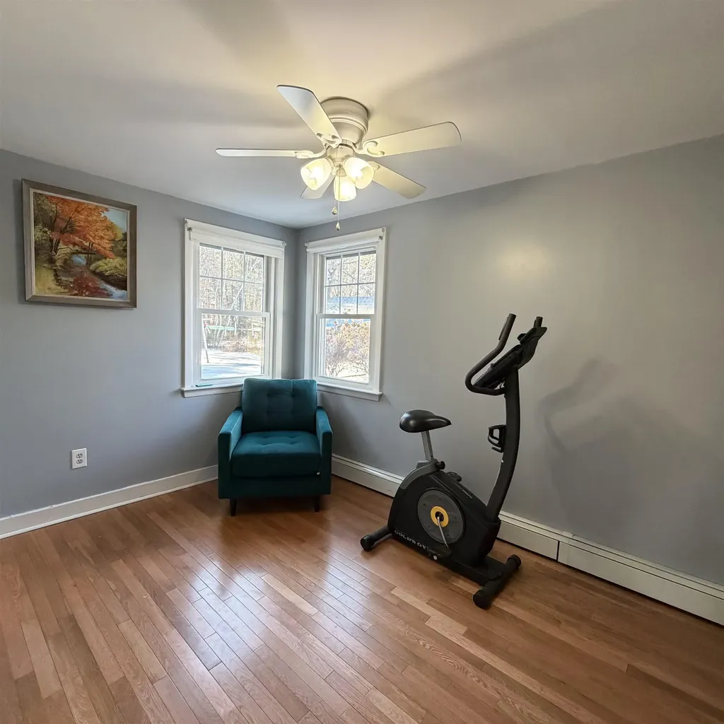 86 Chestnut Hill Road Rochester NH 03867