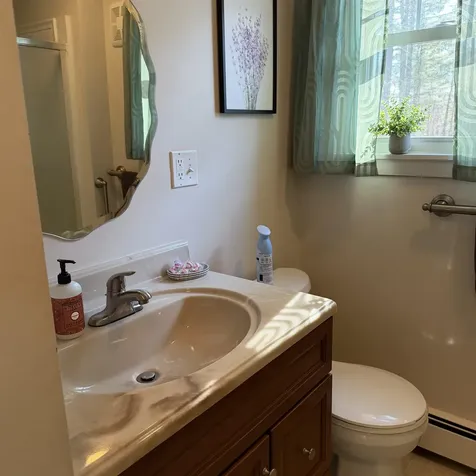 86 Chestnut Hill Road Rochester NH 03867