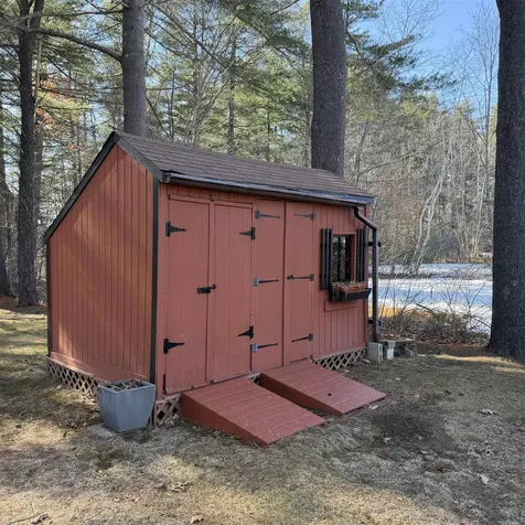 86 Chestnut Hill Road Rochester NH 03867