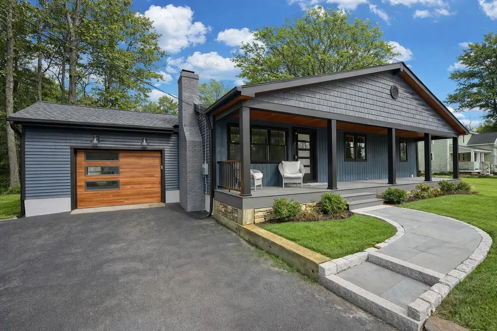 137 Walker Bungalow Road Portsmouth NH 03801