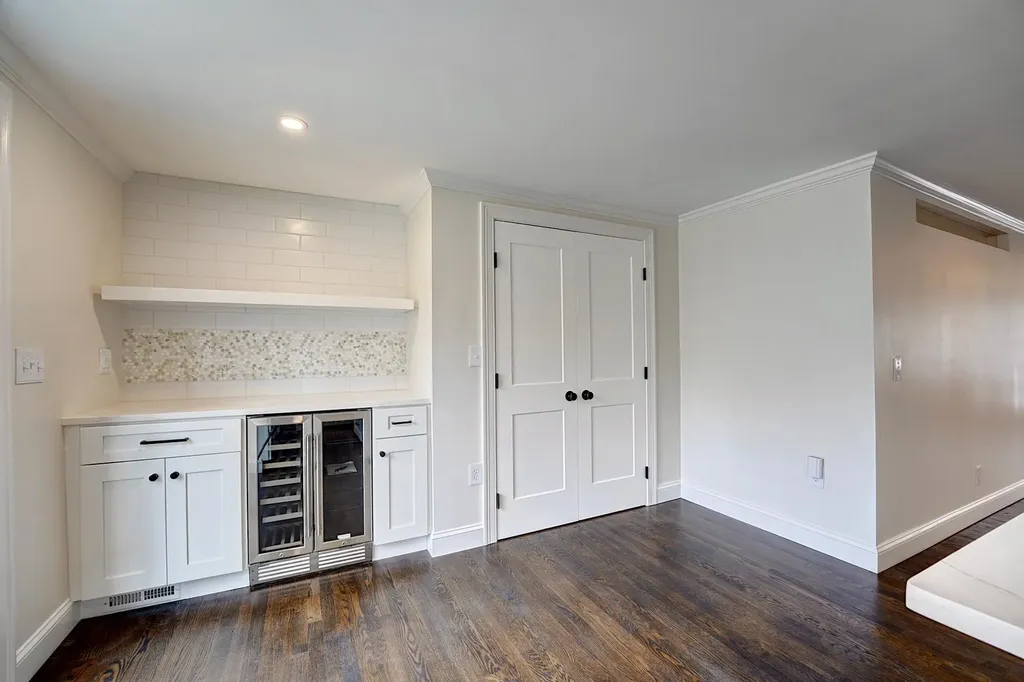 137 Walker Bungalow Road Portsmouth NH 03801