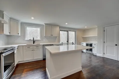 137 Walker Bungalow Road Portsmouth NH 03801