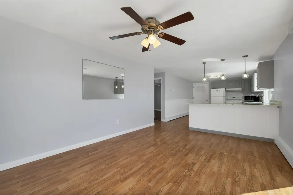 68 Kings Highway Hampton NH 03842