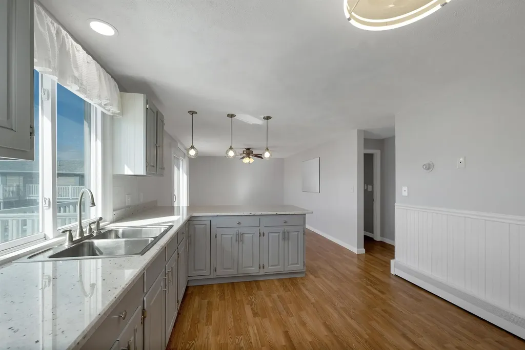 68 Kings Highway Hampton NH 03842