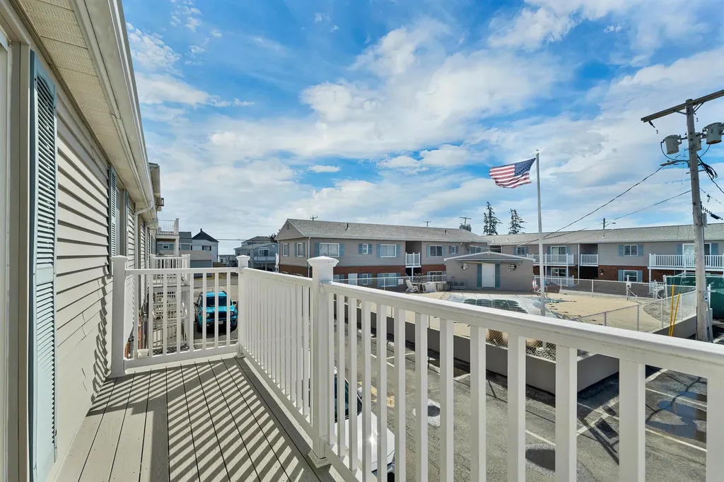 68 Kings Highway Hampton NH 03842